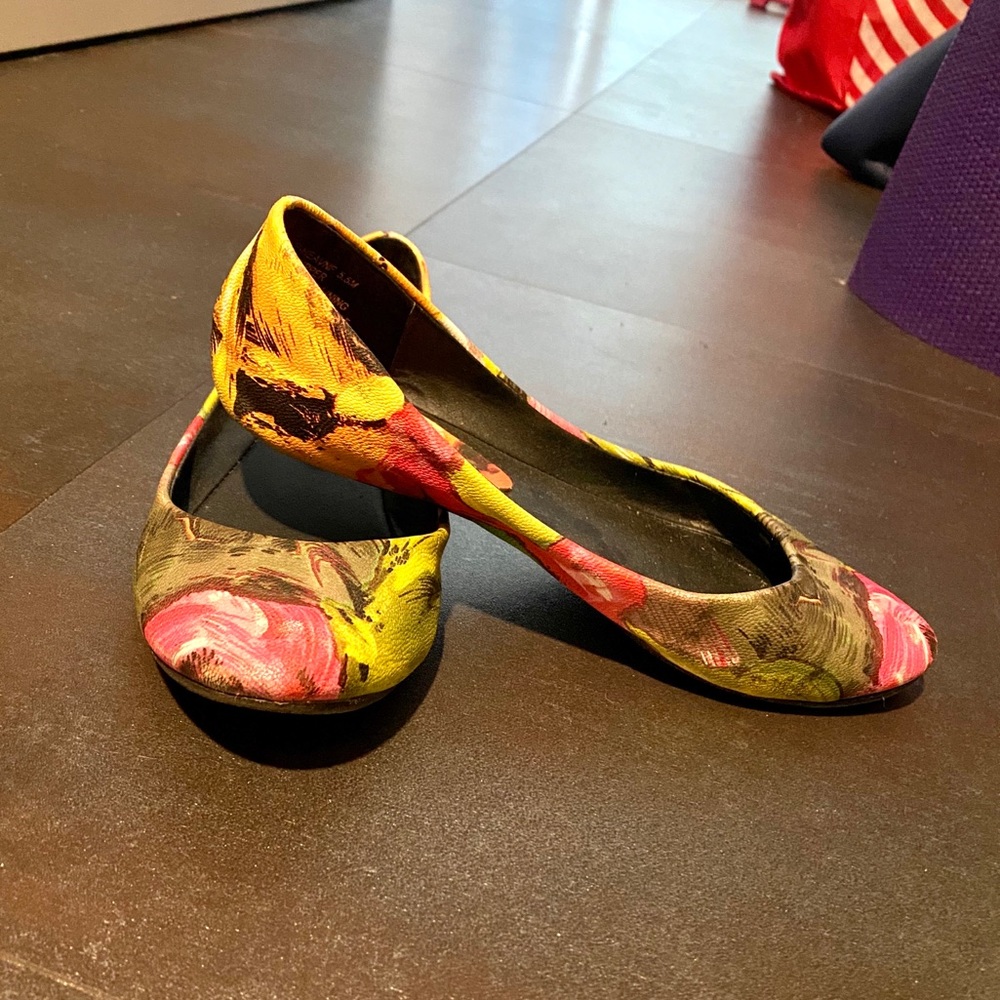 Steve Madden Colorful Flats
